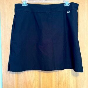 EP Pro Black golf skort